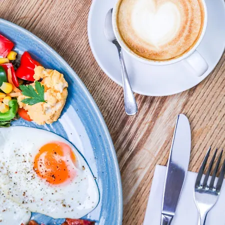 Abasto & 3* Maisach (Bavaria)