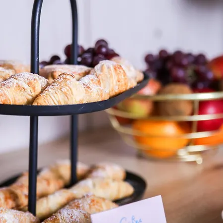 Abasto & Ξενοδοχείο