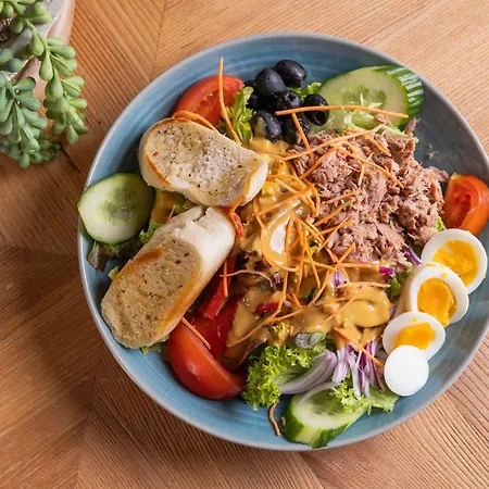 Ξενοδοχείο Abasto & 3*