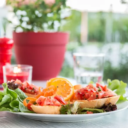 Abasto & Ξενοδοχείο Maisach (Bavaria)